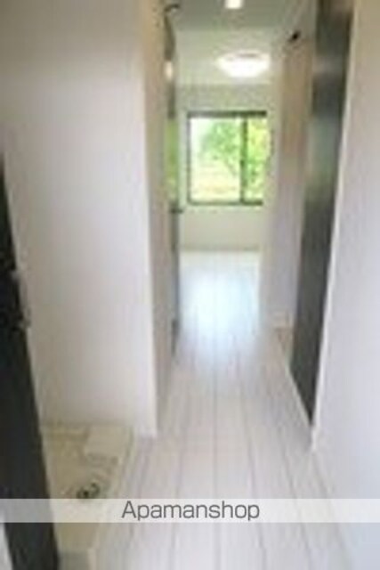Ｔ’ｓ　Ｃｕｏｒｅ赤羽志茂[1R/15.82m2]の玄関1
