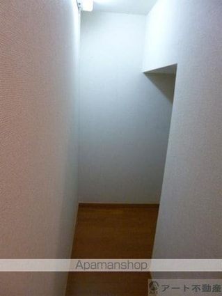 愛媛県松山市山越１丁目[2LDK/58.53m2]の内装1