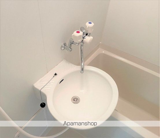 レオパレスTAKUMIの内装写真