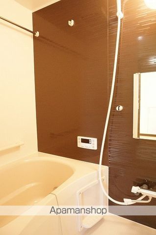 ヴァンティアンIIの内装写真
