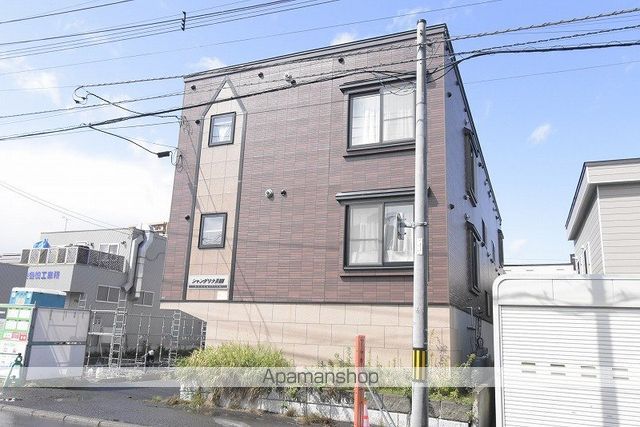 シャングリラ美園の外観写真
