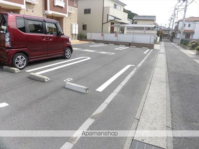 リュミエル　ほしや[1LDK/45.82m2]の駐車場