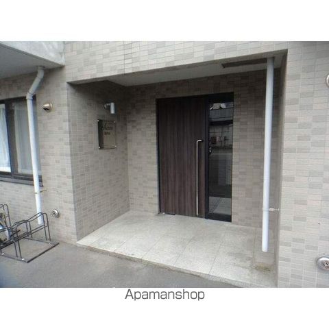RHAM北円山の玄関写真