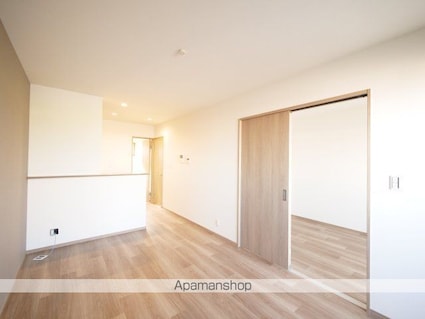 岡山県岡山市北区西花尻[1LDK/38m2]のリビング・居間