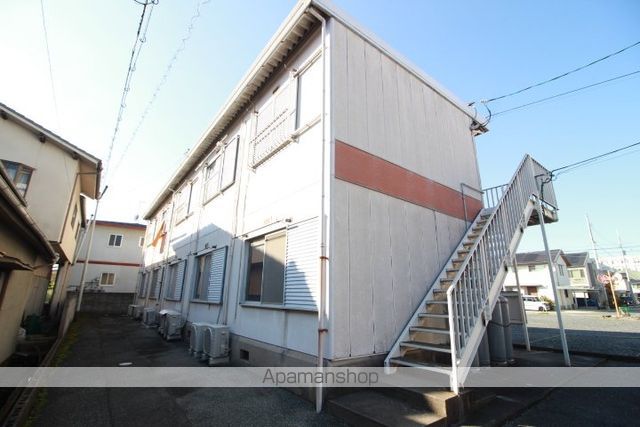 カプセルマンションさかいの外観写真