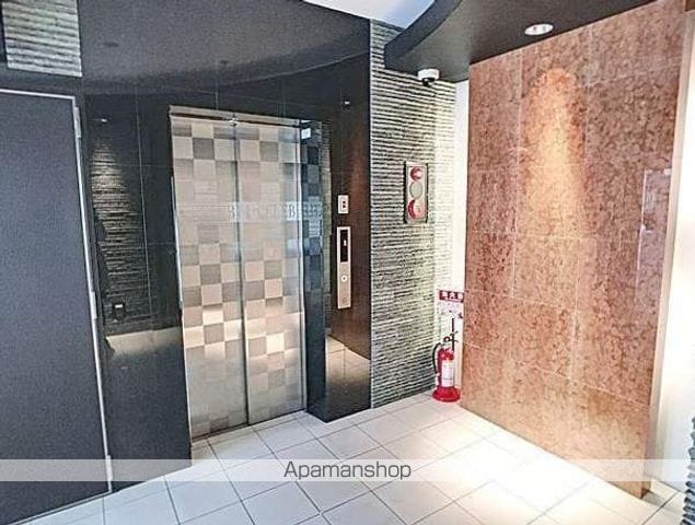 アイ・セレブ箱崎駅前の外観写真