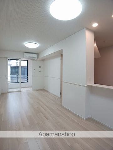 KURA・保田窪本町の内装写真