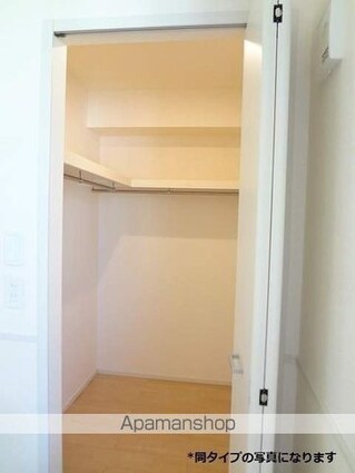 マーヴェラス　Ｅ[2LDK/54.85m2]の収納