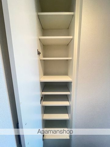 レジディア月島IIIの内装写真