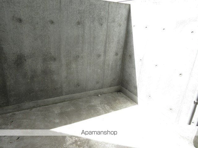 REGOLITH N2の内装写真
