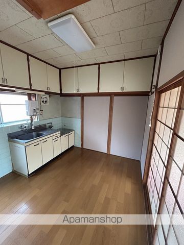 丸亀市土器町東1丁目戸建の内装写真