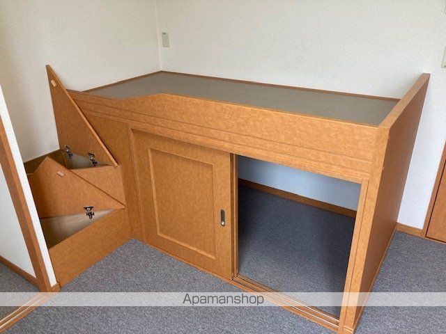 レオパレスコンフォート山手Aの内装写真