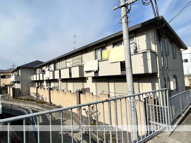 シャーメゾン深井の外観写真