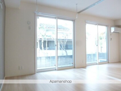 ドミールジュン[2LDK/52.53m2]のリビング・居間