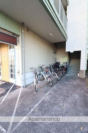 弥生ビル[2DK/44.71m2]のエントランス1