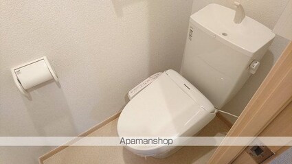 パールウイングⅢ[2LDK/59.81m2]のトイレ