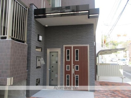 ラヴィベール　ハル[1R/31.17m2]のエントランス