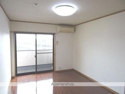 ＫＴハイツ[1DK/40m2]のリビング・居間