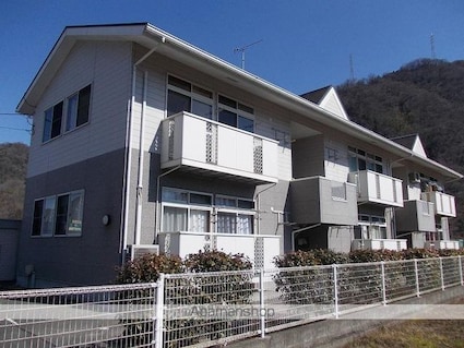 広島県府中市父石町[2DK/47.55m2]の外観1