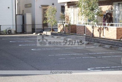 広島県福山市新涯町６丁目[1LDK/41.98m2]の駐車場4