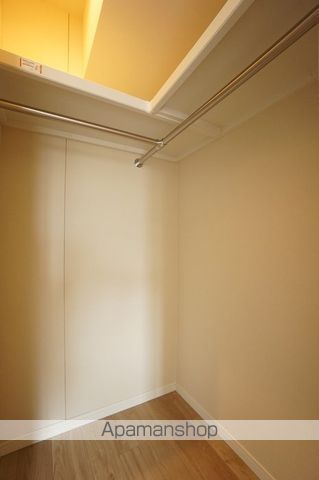 ロイヤルパークスER万代の内装写真