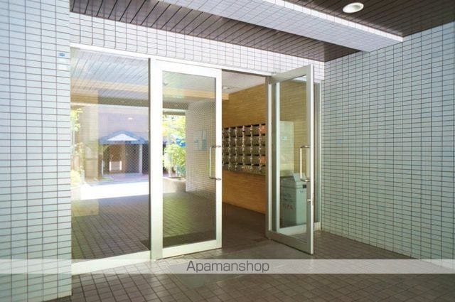 サンヴィレッジ平尾の玄関写真
