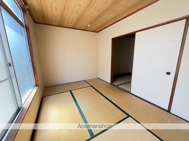 ヴィラ尾崎の内装写真