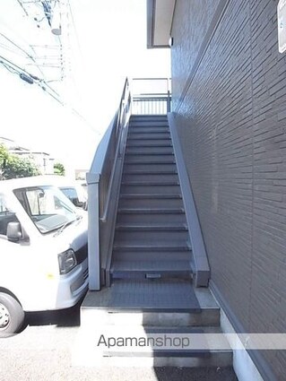 東京都八王子市大和田町４丁目[1K/22.68m2]のエントランス