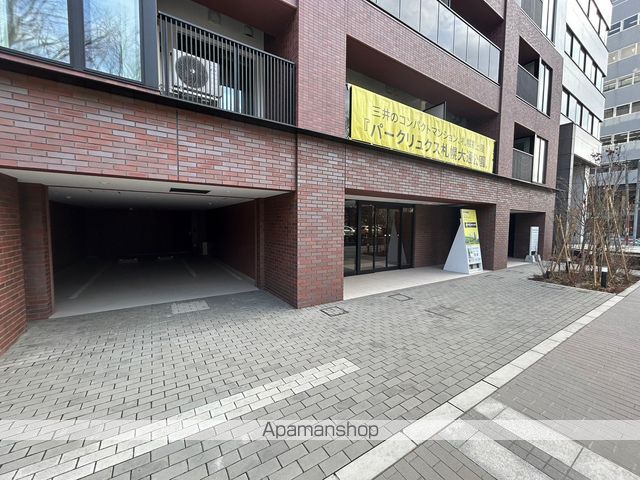 パークリュクス札幌大通公園の玄関写真