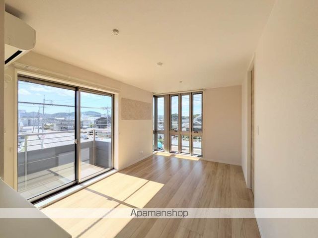 シャーメゾン沖の内装写真