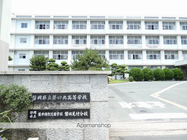ロゼ水堀の周辺写真