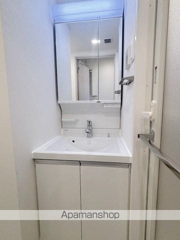 アリヴィス NANIWAHIGASHI ソルテラスの内装写真