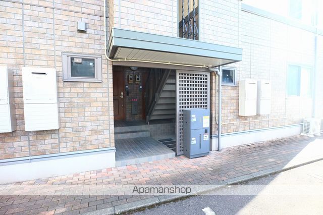 セジュールカルフール Aの玄関写真