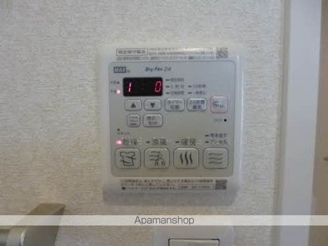 コンパウンド ファイブの内装写真