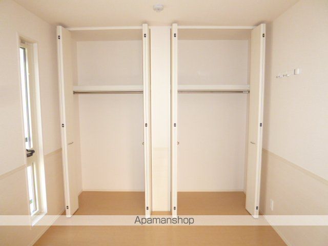 フレアコートの内装写真