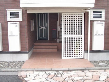 アンベリール長池　Ｂ[2LDK/59.58m2]のエントランス