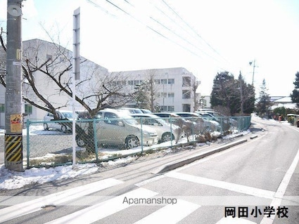 エレガント桐[2LDK/69.03m2]の周辺8