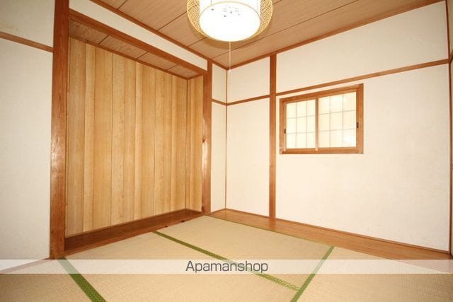 伊黒貸家の内装写真