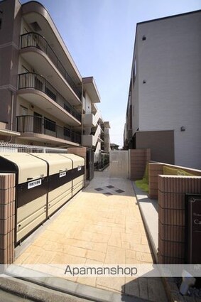 東京都八王子市高倉町[1LDK/54.19m2]のエントランス