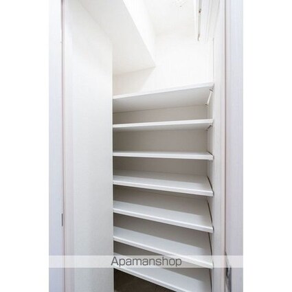 市谷台町坂フロント[2LDK/46.92m2]の内装