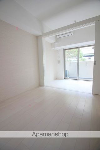 SERENITE本町REFLETの内装写真