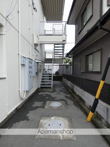 服部ハイツIIIの外観写真