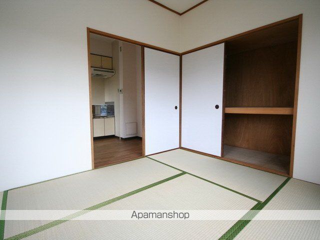 シティヒルズ蛍池の内装写真