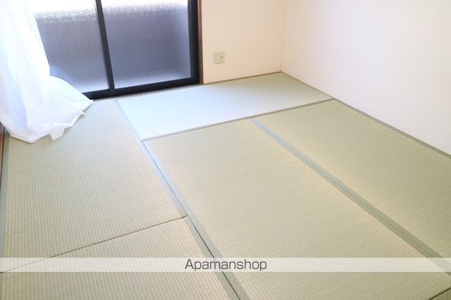 グリーンハウス新伊丹の内装写真