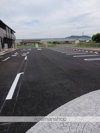 アクアヴィラ　Ｂ[3LDK/62.1m2]の駐車場