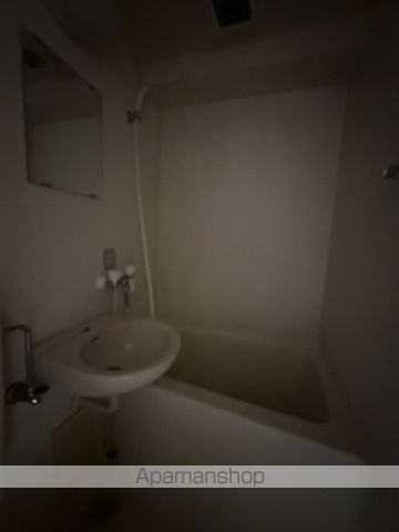 ワイアンドワイ宝町ビルの内装写真