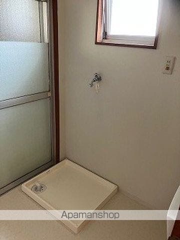 長山共同アパートの内装写真