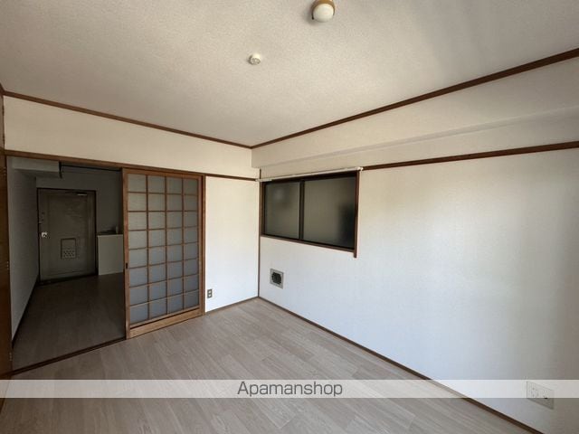 松岡ビルの内装写真