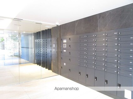 イプセ東高円寺[1DK/25.32m2]のエントランス