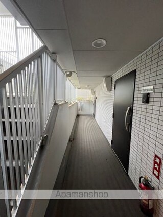 東京都中野区大和町１丁目[2LDK/51.35m2]の共用部3